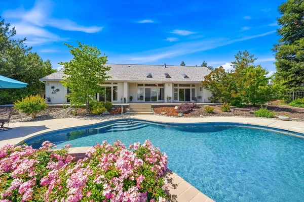 $740,000 | 20589 Catka Drive, Redding, CA 96003