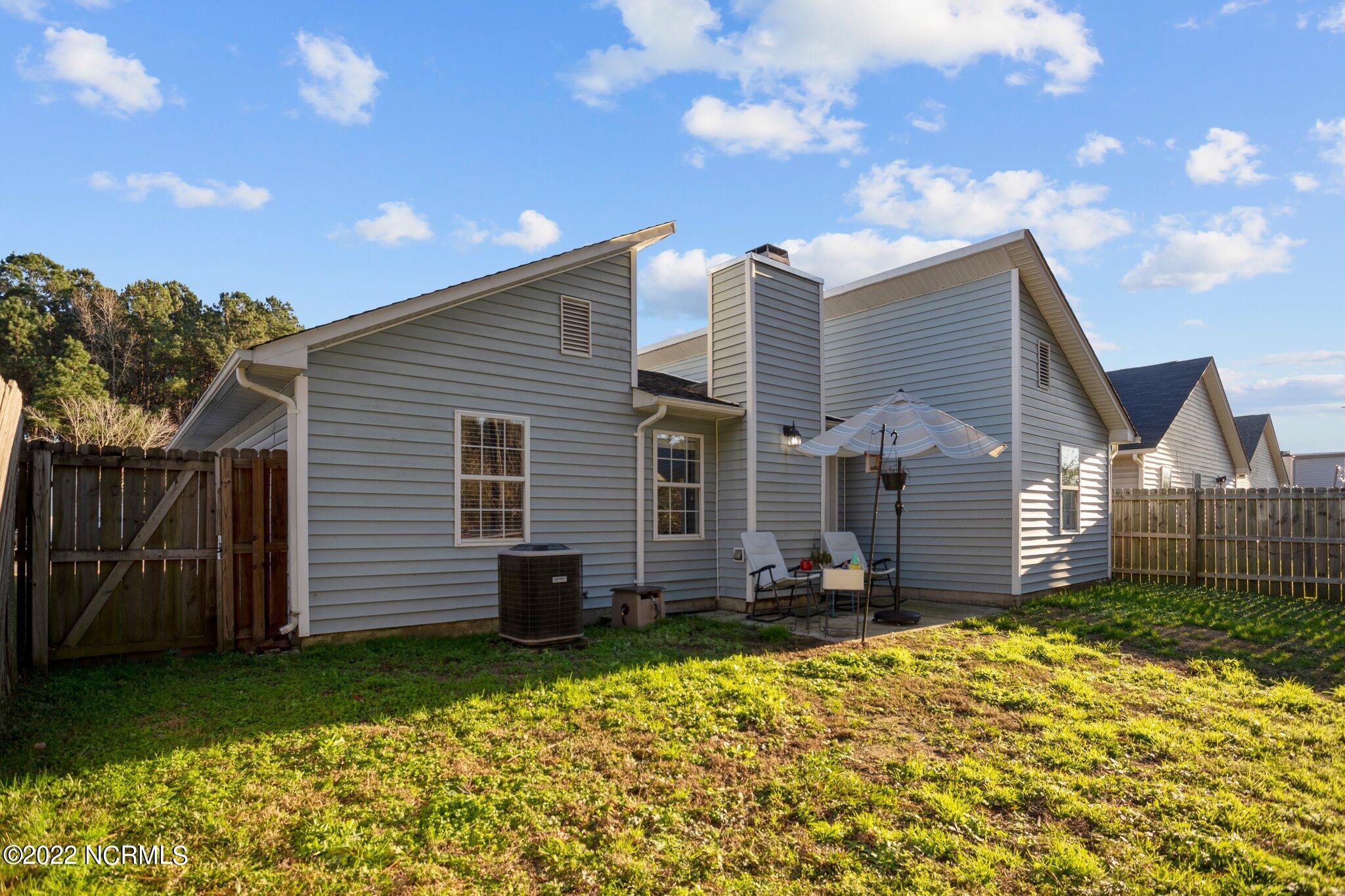 3049 Foxhorn Road Jacksonville, NC 28546 - Photo 27 of 36 7-web-or-mls-DSC01651