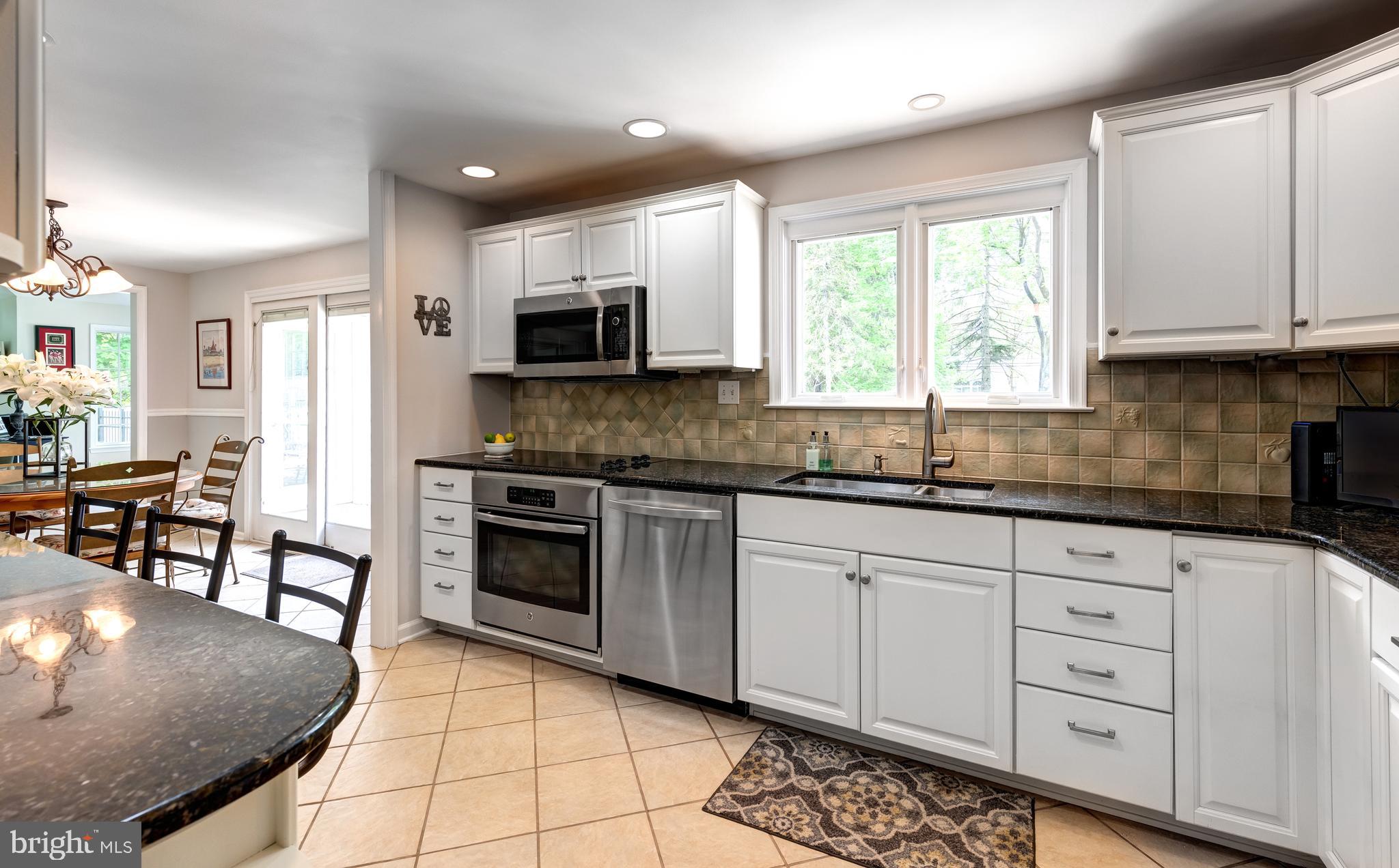 169 Sullivan Road Wayne, PA 19087 - Photo 6 of 30
