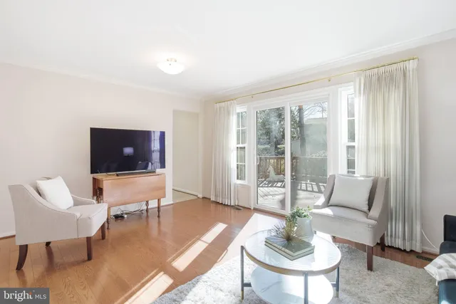 $969,888 | 8623 Pappas Way, Annandale, VA 22003