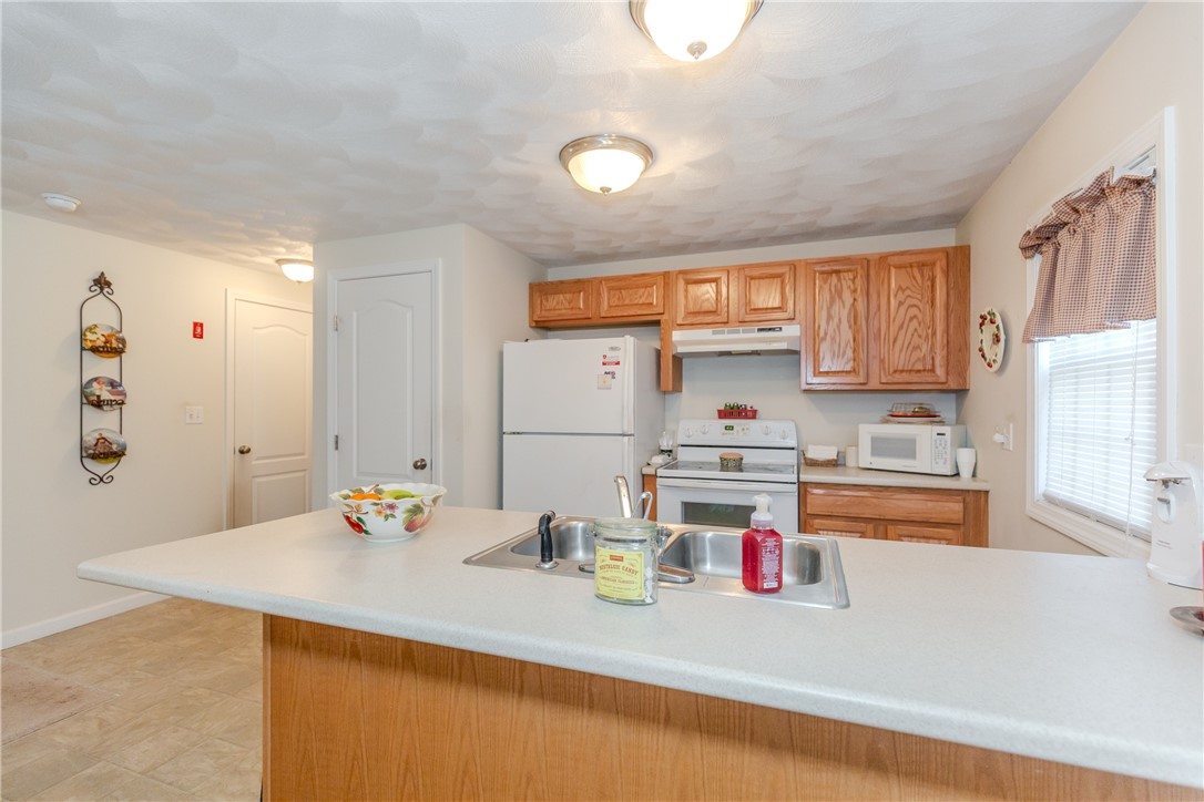 136 Jefferson Road Burrillville, RI 02830 - Photo 18 of 36