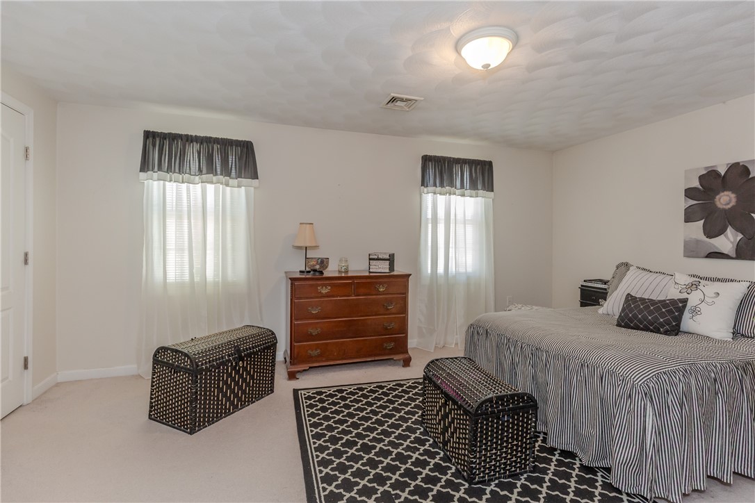 136 Jefferson Road Burrillville, RI 02830 - Photo 23 of 36