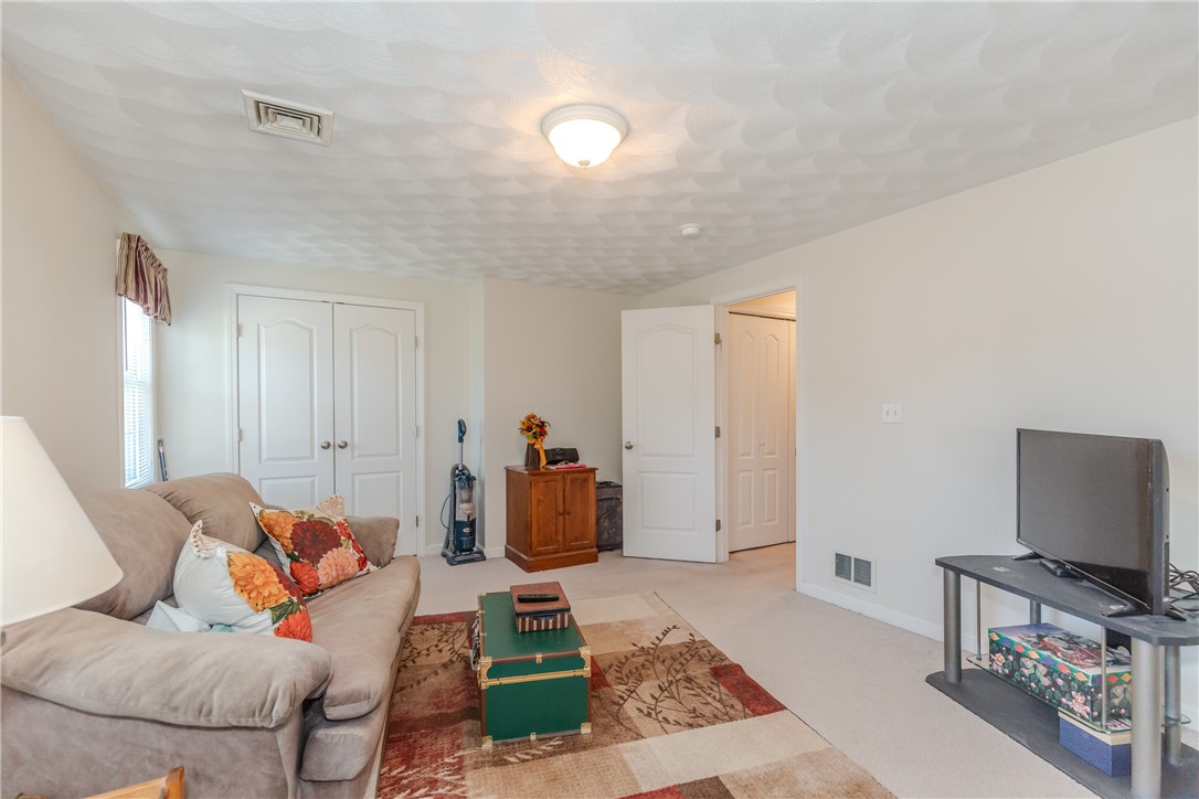 136 Jefferson Road Burrillville, RI 02830 - Photo 30 of 36