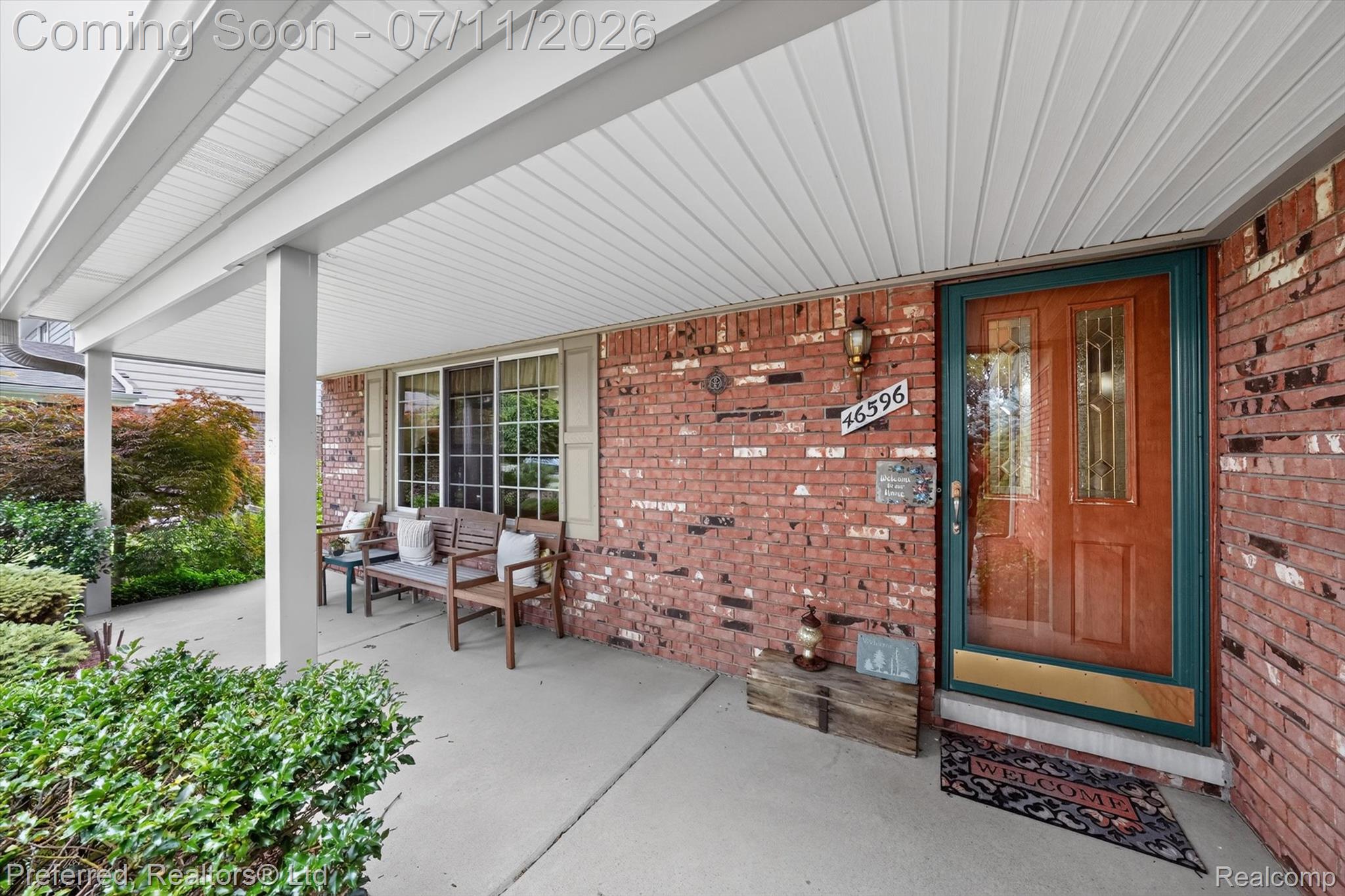 46596 Maidstone Road Canton, MI 48187 - Photo 6 of 61 Covered Porch