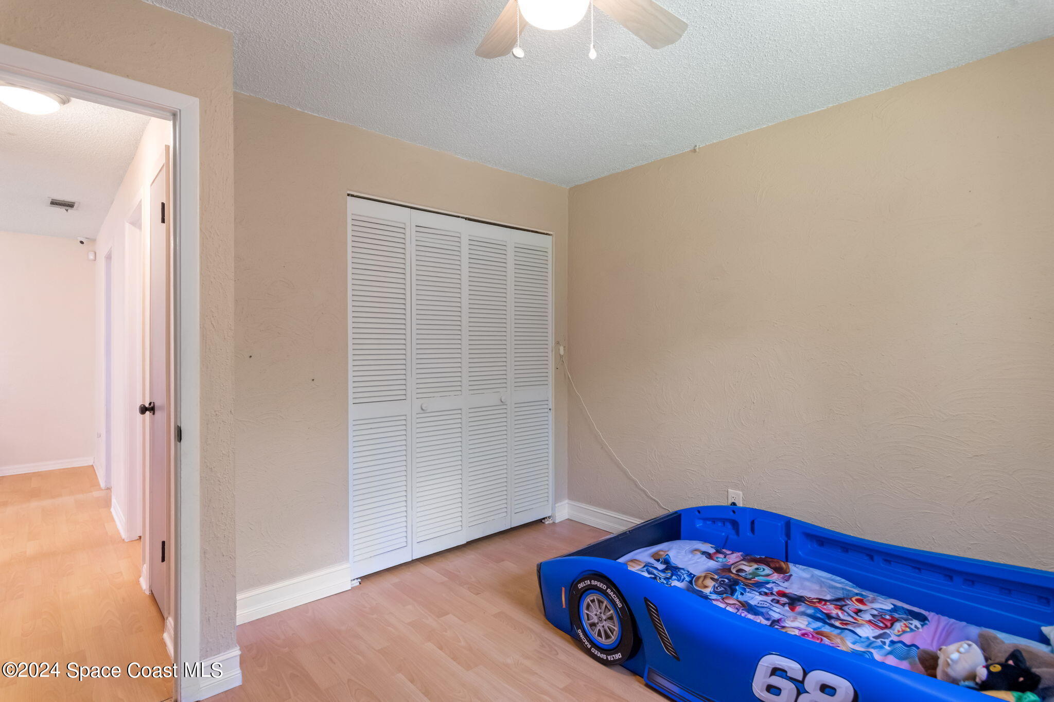 567 Parker Road Melbourne, FL 32904 - Photo 11 of 17 Guest Bedroom 1