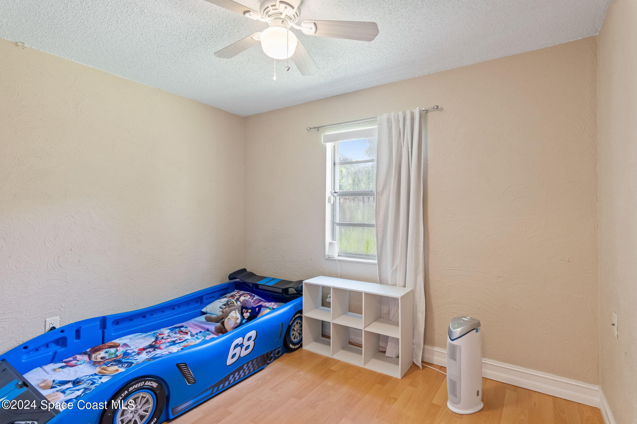 567 Parker Road Melbourne, FL 32904 - Photo 10 of 17 Guest Bedroom 1