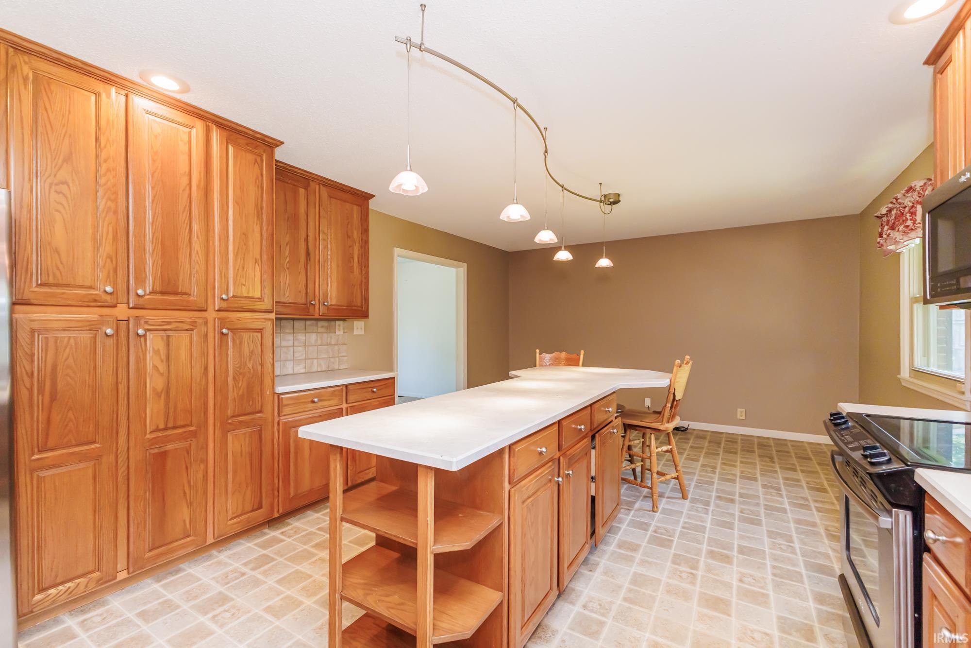 2509 West Riggin Road Muncie, IN 47304 - Photo 12 of 49