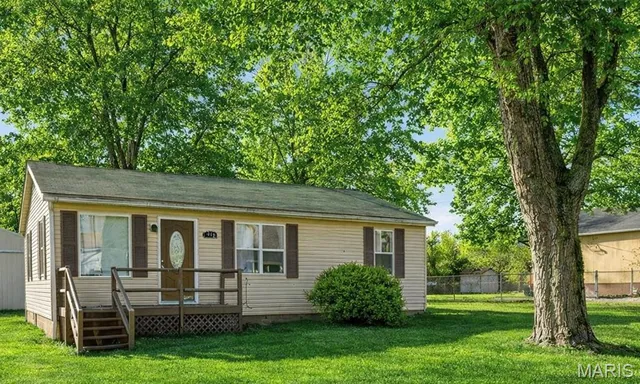 $139,500 | 512 Belvedere Drive, Belleville, IL 62223