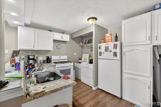 $139,500 | 512 Belvedere Drive, Belleville, IL 62223