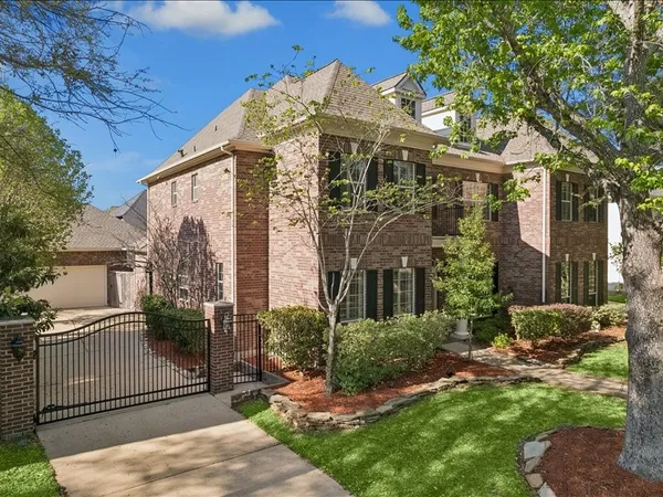 $730,000 | 15415 Rocky Oak Court, Houston, TX 77059