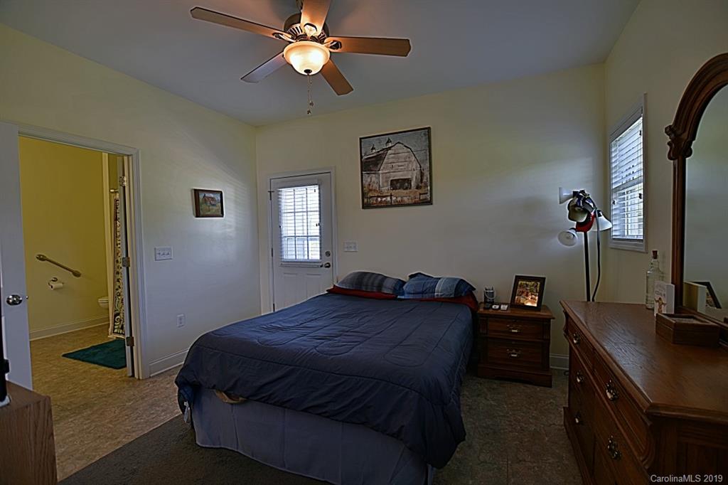 1352 Fairhope Road York, SC 29745 - Photo 19 of 29 Gallery Image 19