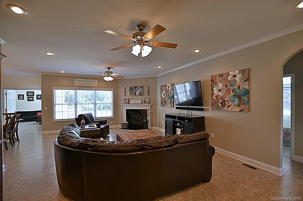 1352 Fairhope Road York, SC 29745 - Photo 3 of 29 Gallery Image 3