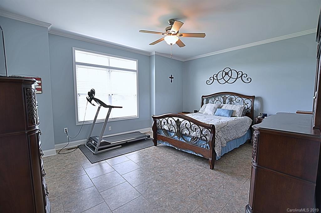1352 Fairhope Road York, SC 29745 - Photo 9 of 29 Gallery Image 9