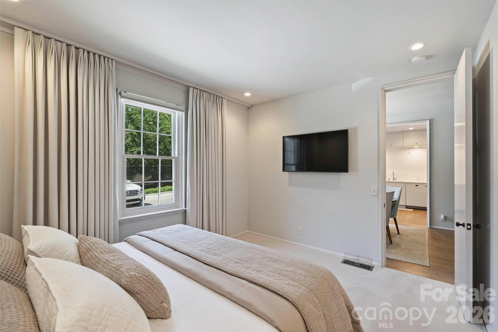 930 Ardsley Road, Unit 2 Charlotte, NC 28207 - Photo 19 of 36