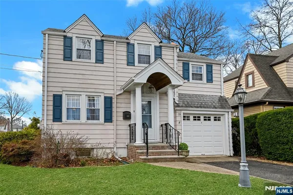 $579,000 | 133 Willow Avenue, Hackensack, NJ 07601