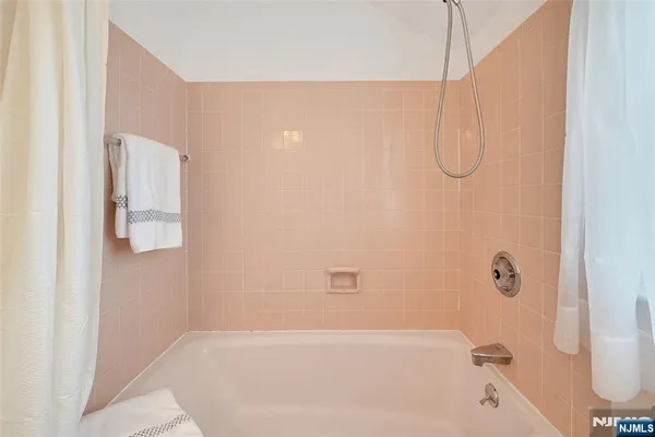 $579,000 | 133 Willow Avenue, Hackensack, NJ 07601