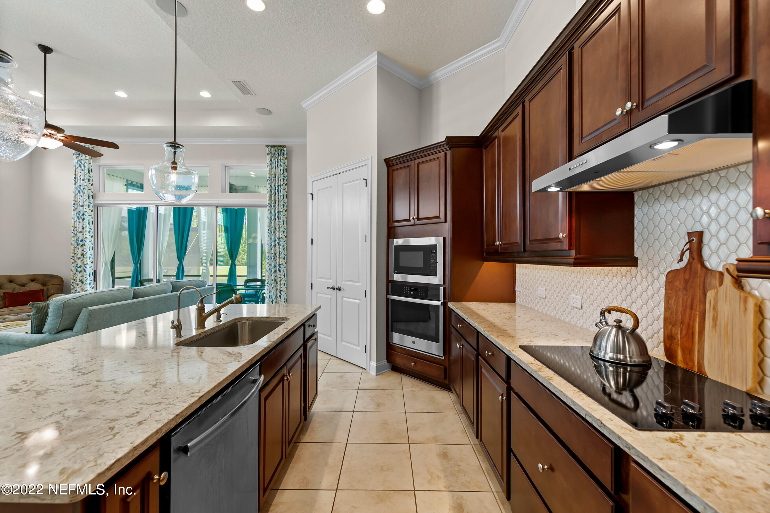 89 Shadow Rdg Trail Ponte Vedra, FL 32081 - Photo 17 of 32 Kitchen