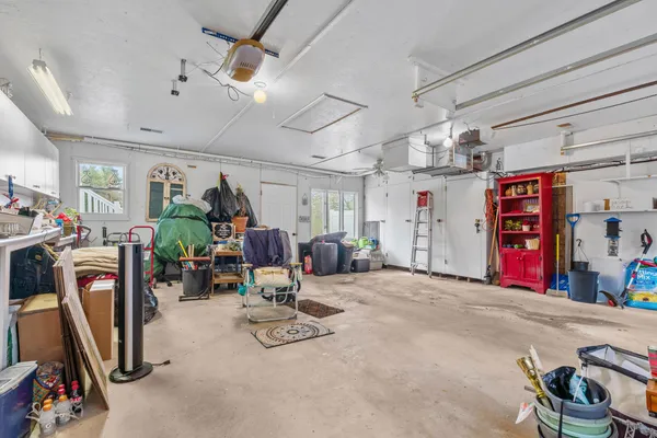 $519,900 | 3412 Briar Drive, Osseo, MI 49266
