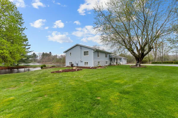 $519,900 | 3412 Briar Drive, Osseo, MI 49266