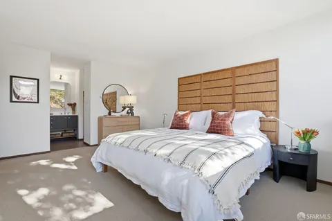 $895,000 | 1250 Ellis Street, Unit 2, San Francisco, CA 94109