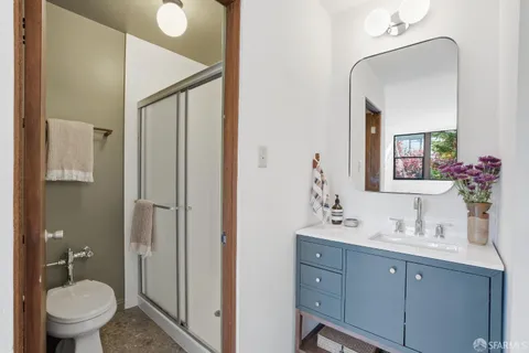 $895,000 | 1250 Ellis Street, Unit 2, San Francisco, CA 94109
