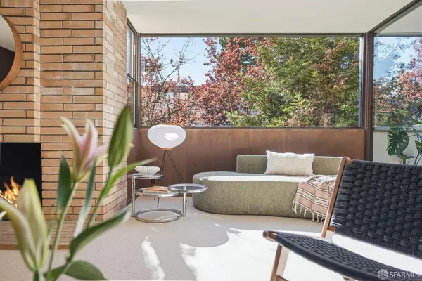$895,000 | 1250 Ellis Street, Unit 2, San Francisco, CA 94109