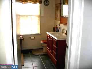 37 Hawthorne Road Sicklerville, NJ 08081 - Photo 5 of 6 Gallery Image 5