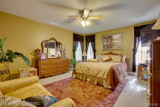 4293 Burke Road Newport, MI 48166 - Photo 26 of 36 Large first floor master suite