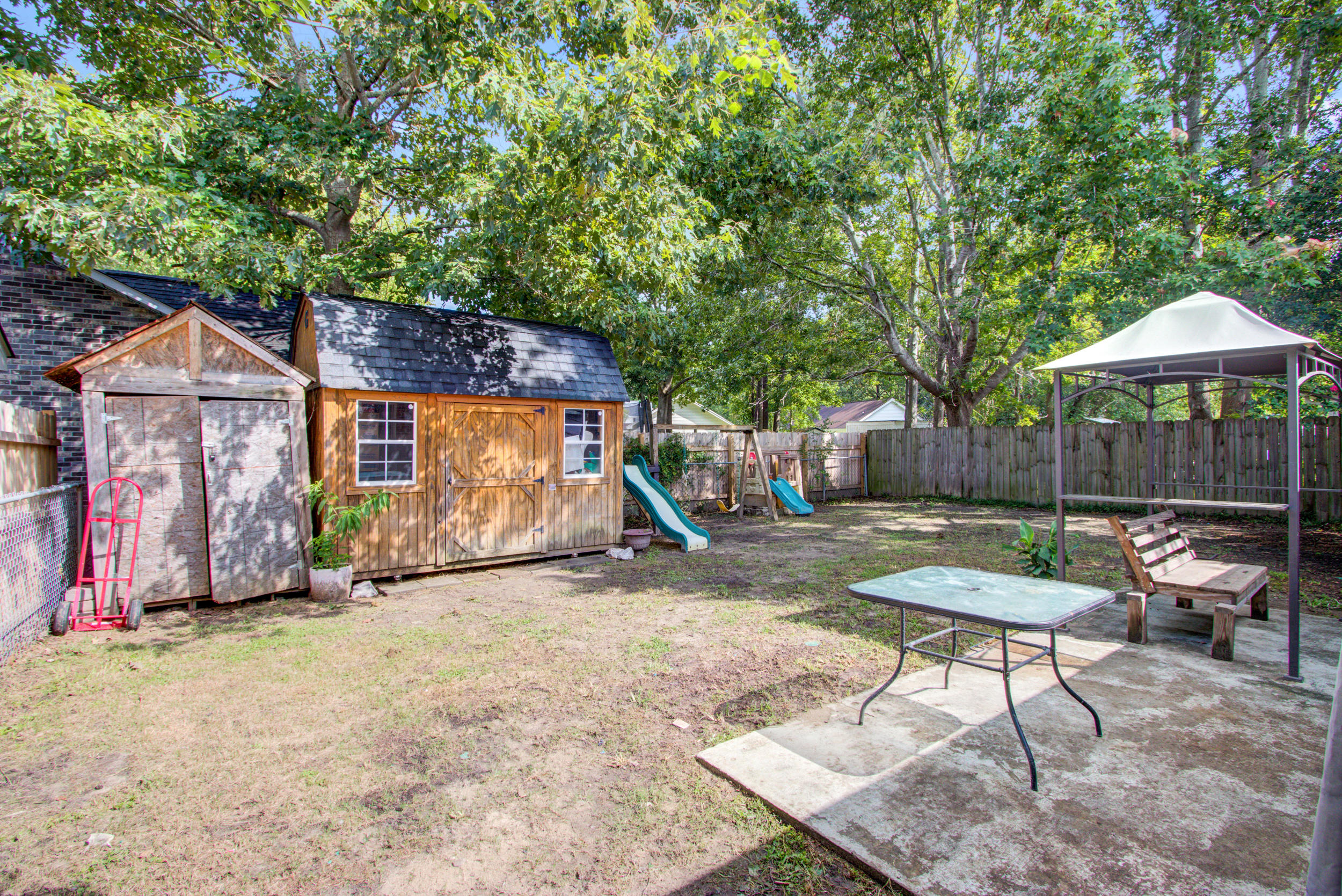1024 Douglas Wayne Road Summerville, SC 29486 - Photo 2 of 20 1025 Douglas Wayne Rd, Summerville SC (1
