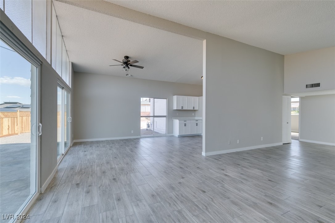 622 St Andrews Road Henderson, NV 89015 - Photo 17 of 47 Gallery Image 17