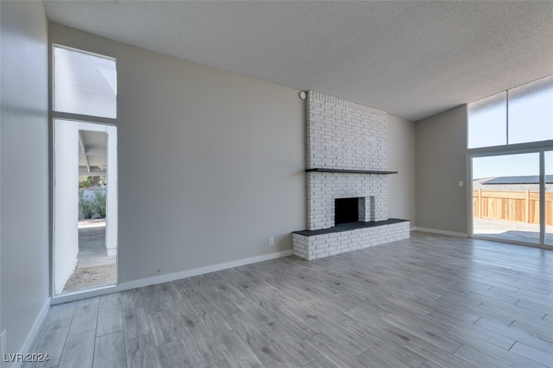 622 St Andrews Road Henderson, NV 89015 - Photo 6 of 47 Gallery Image 6