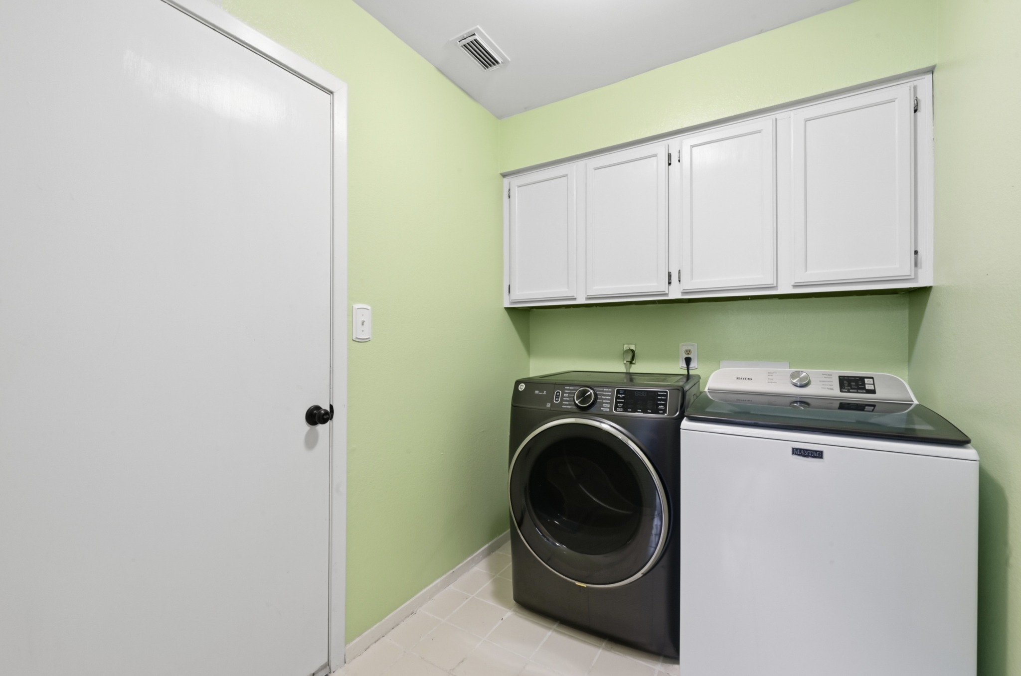 708 Shade Tree Drive Austin, TX 78748 - Photo 25 of 32 And an in home laundry room at the garage entry.