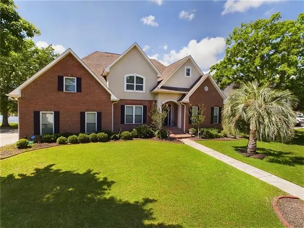$450,000 | 44 Oak Tree Drive, Slidell, LA 70458