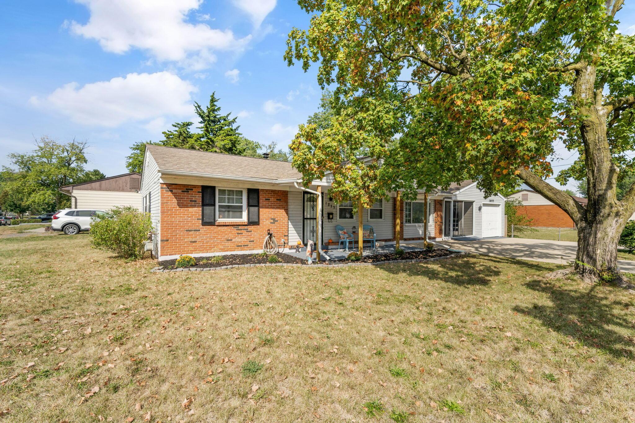 1855 Zettler Road Columbus, OH 43227 - Photo 4 of 49 04-House-for-sale-43227