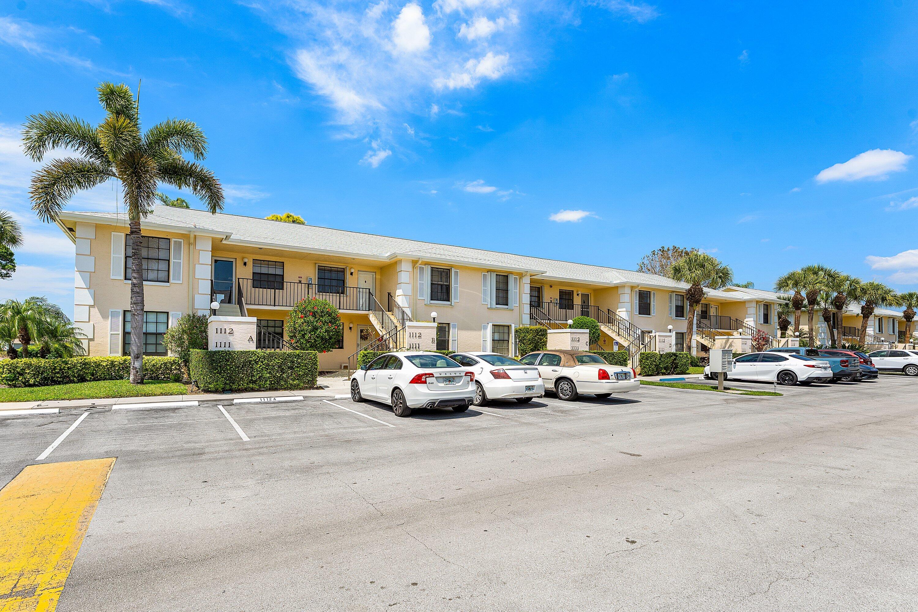 1111 Keystone Drive, Unit B Jupiter, FL 33458 - Photo 4 of 42 Steps To Your Car!