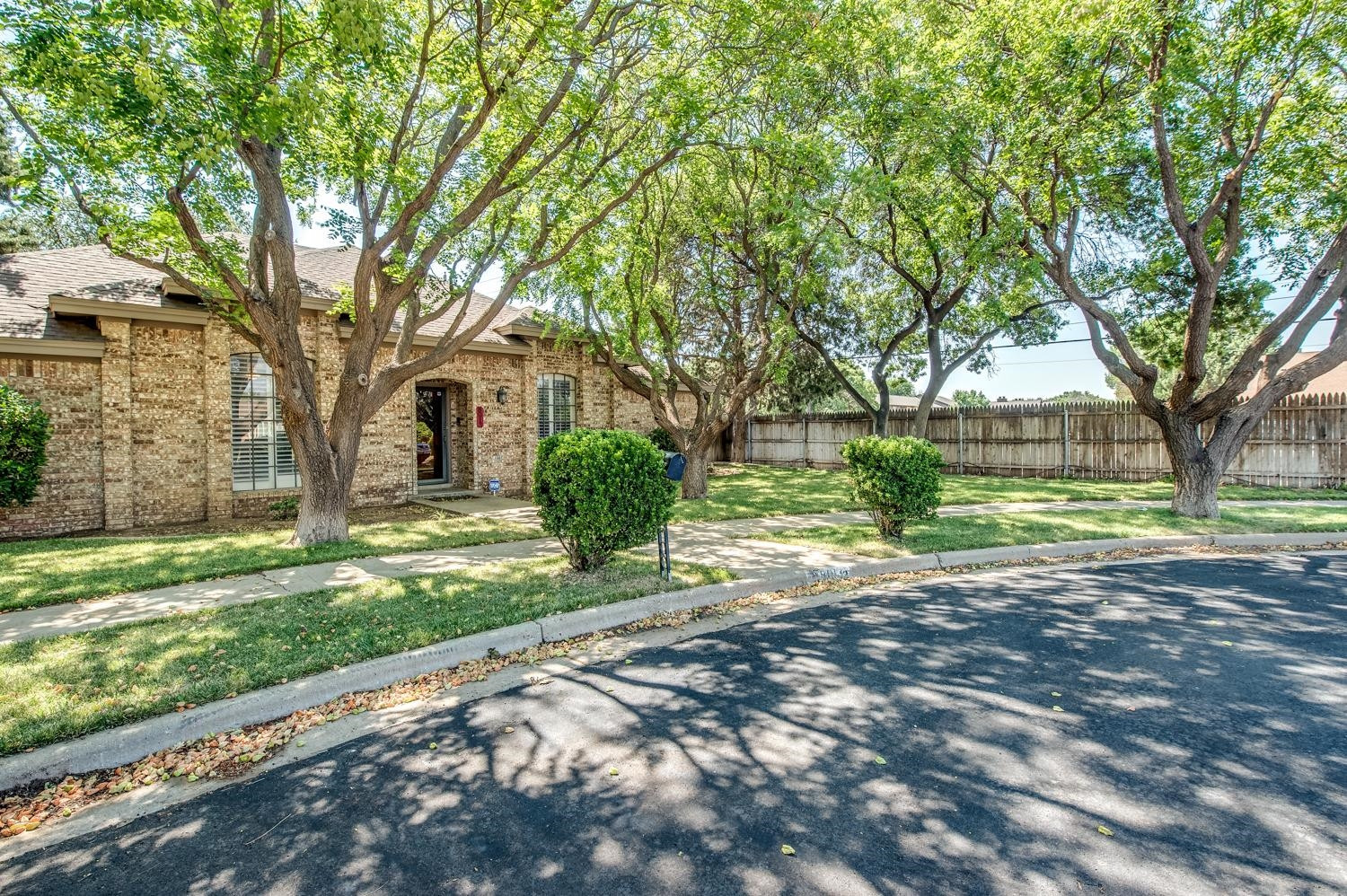 8013 Raleigh Avenue Lubbock, TX 79424 - Photo 3 of 10 Photo 3