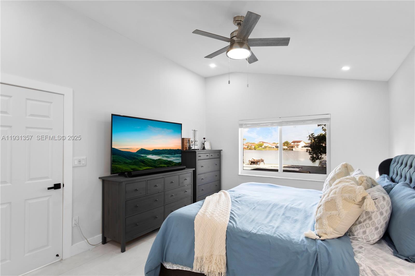 18501 Northwest 55th Avenue Miami Gardens, FL 33055 - Photo 20 of 48