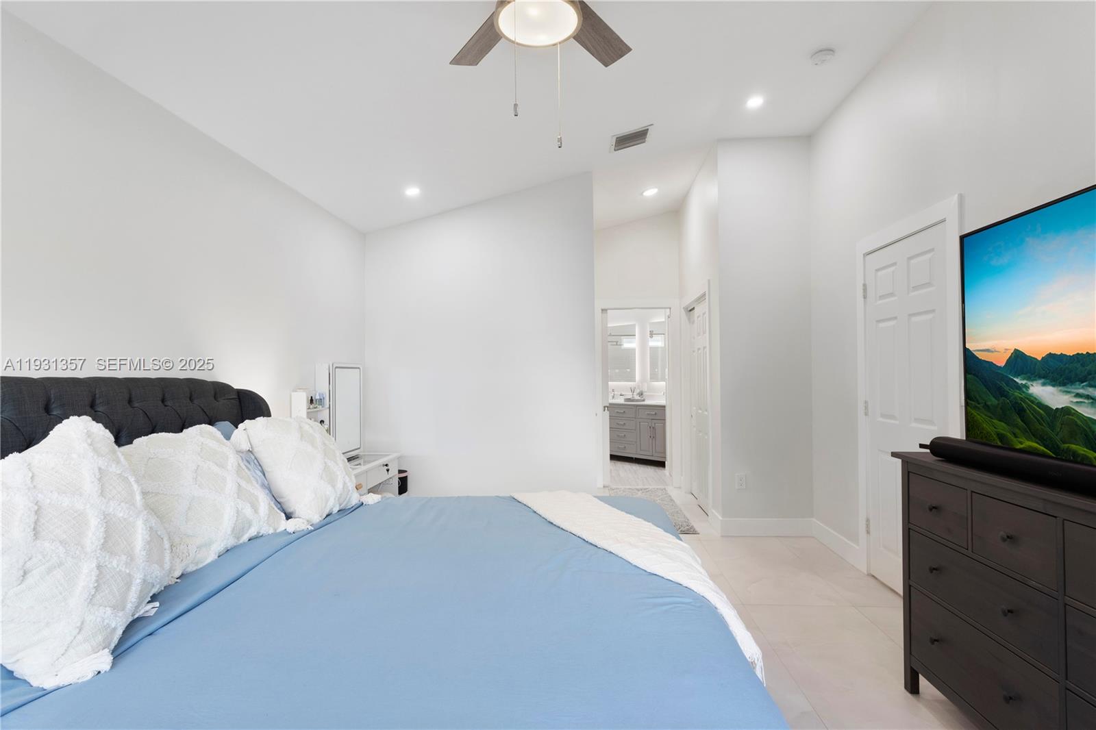 18501 Northwest 55th Avenue Miami Gardens, FL 33055 - Photo 21 of 48