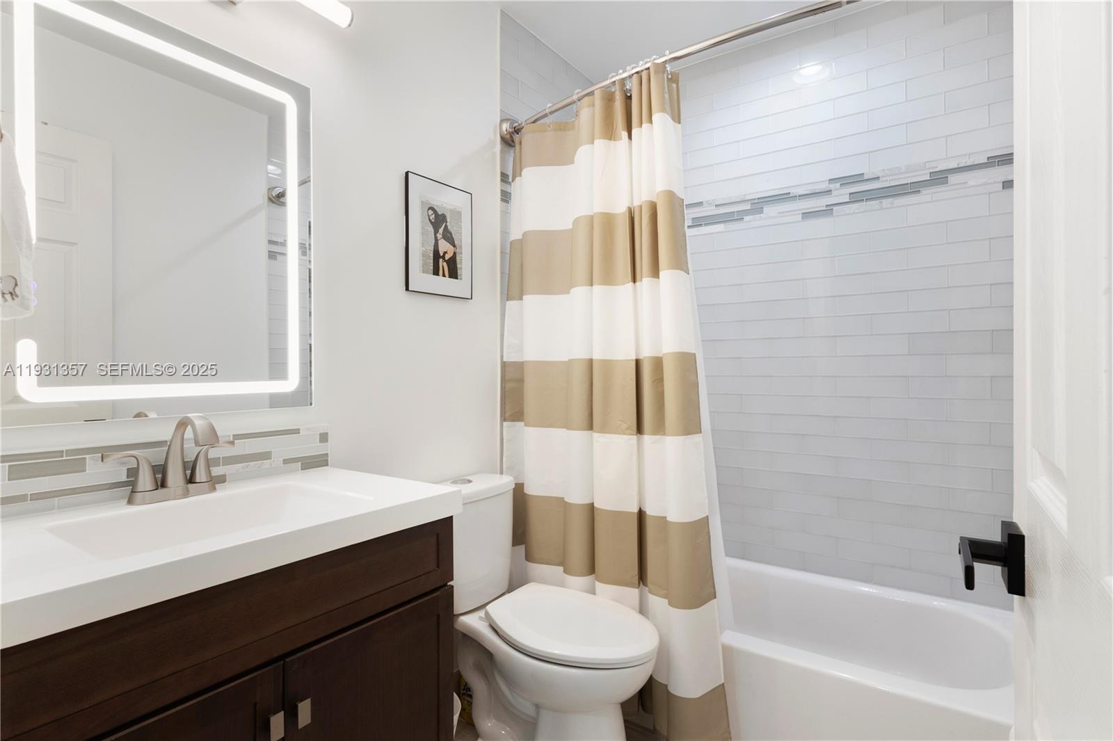 18501 Northwest 55th Avenue Miami Gardens, FL 33055 - Photo 29 of 48