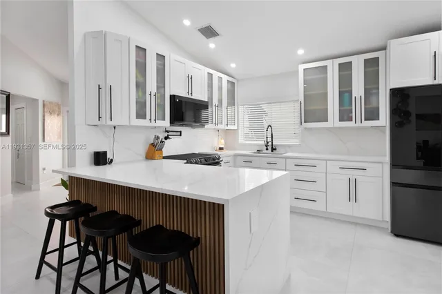 $4,500 | 18501 Northwest 55th Avenue, Miami Gardens, FL 33055