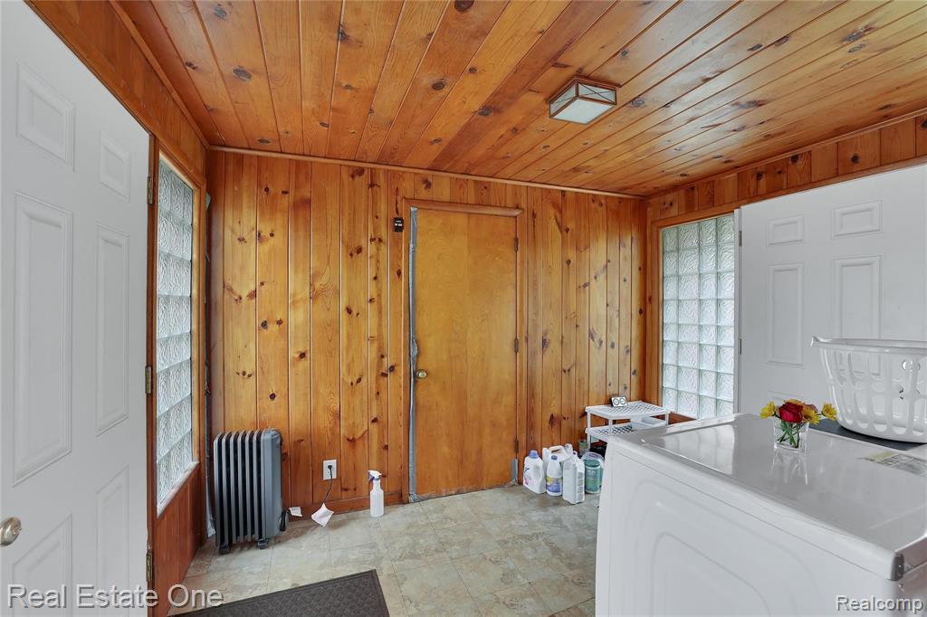 2928 West Tienken Road Rochester Hills, MI 48306 - Photo 15 of 21