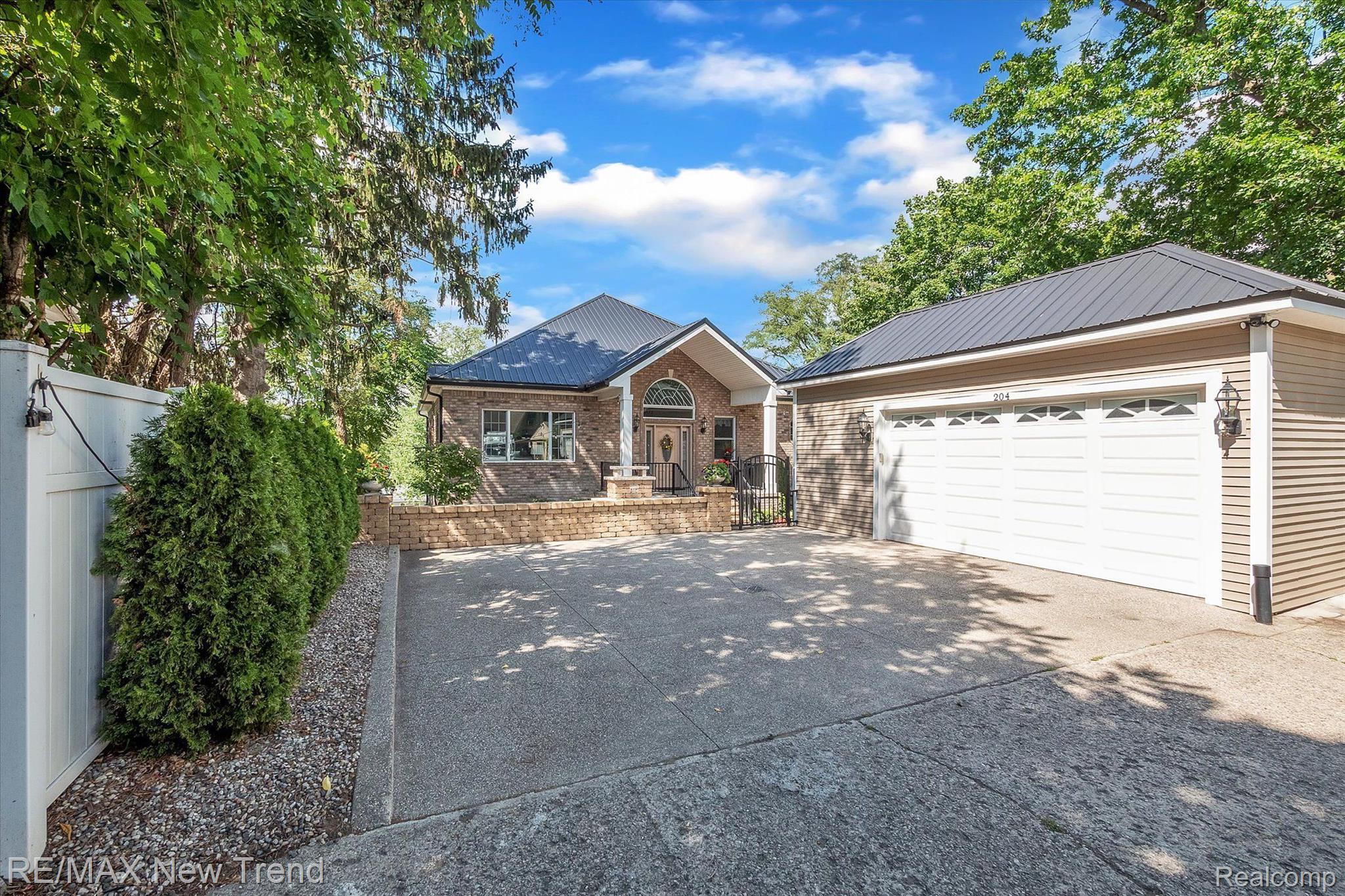 204 Lysander Street Rochester, MI 48307 - Photo 51 of 52 Gallery Image 51