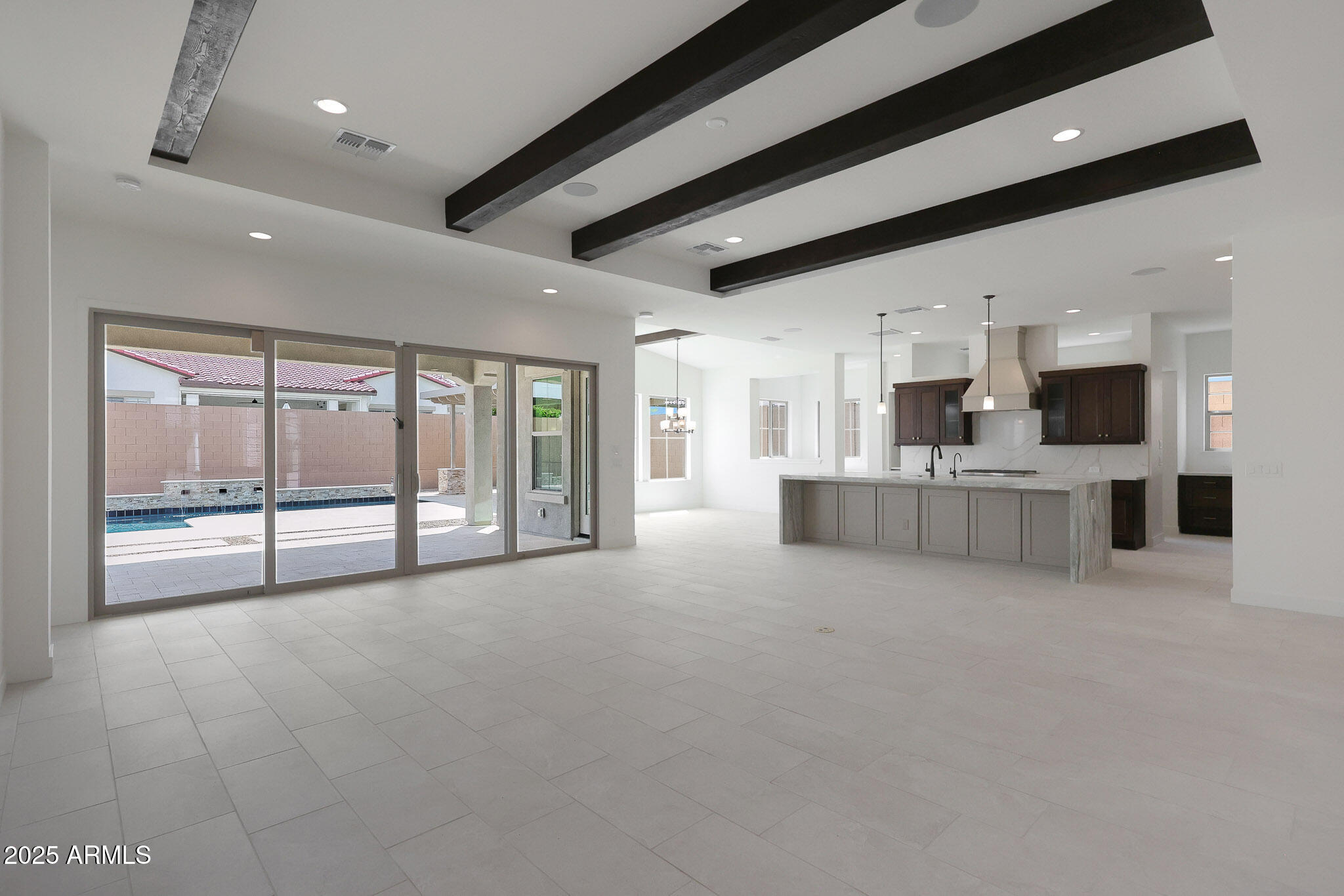 20775 West Rattler Road Buckeye, AZ 85396 - Photo 24 of 90 FAMILY ROOM/KITCHEN