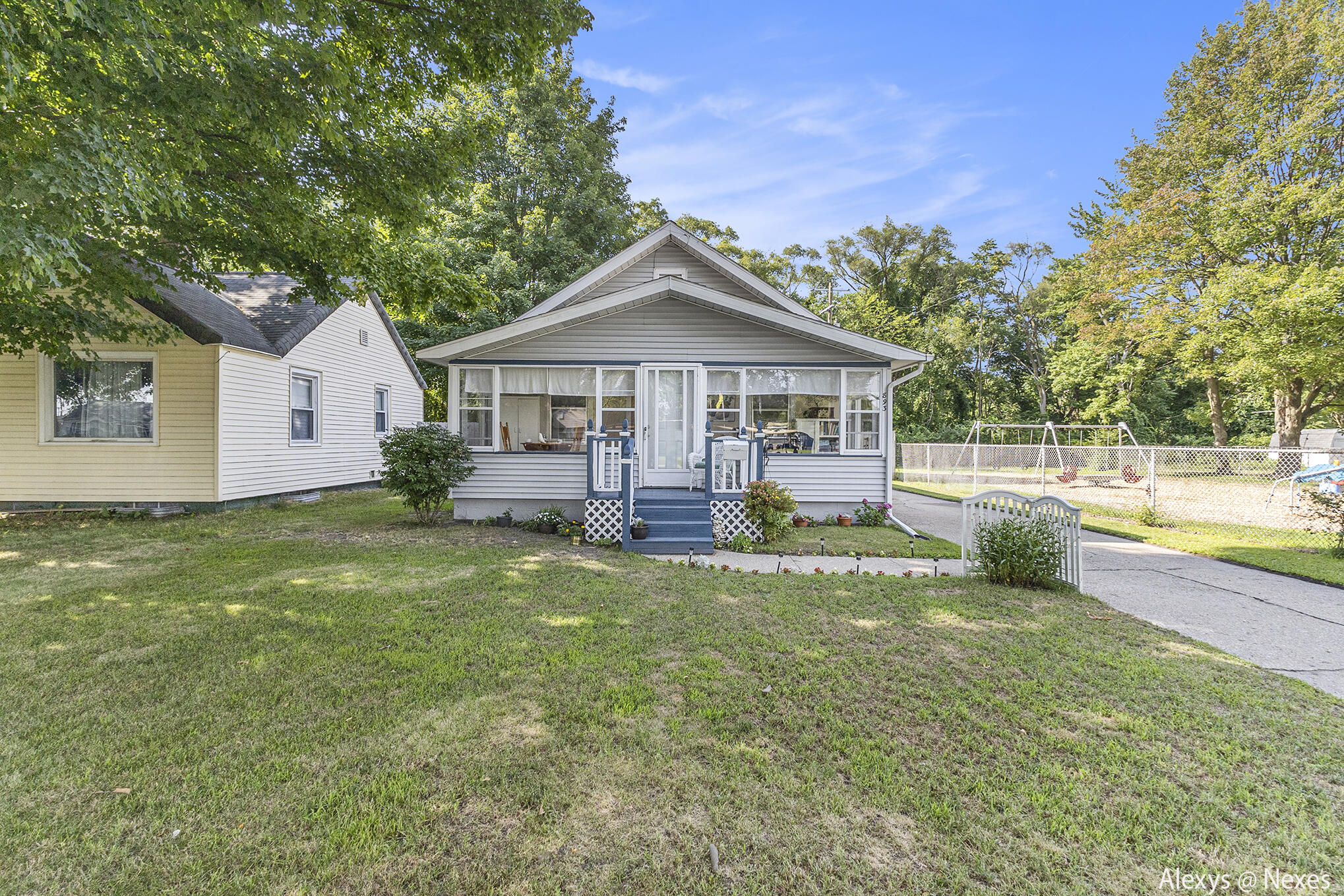 893 Post Road Muskegon, MI 49441 - Photo 1 of 22 IMG_7721