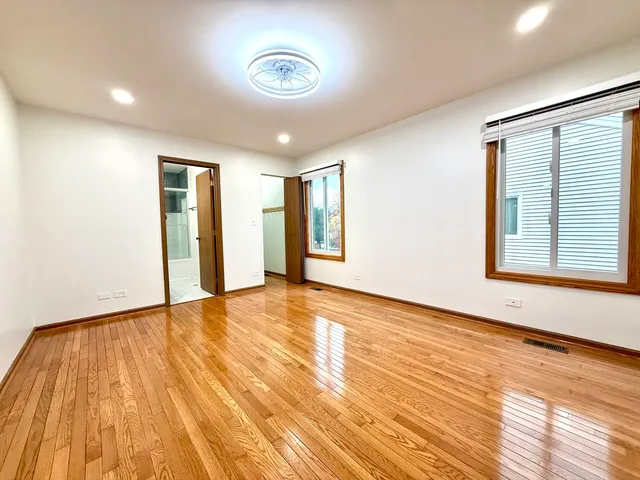 $3,500 | 2449 Carlton Drive, Woodridge, IL 60517