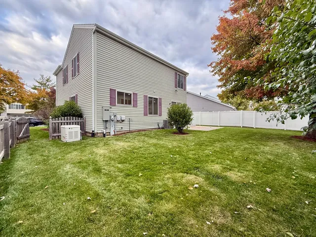 $3,500 | 2449 Carlton Drive, Woodridge, IL 60517