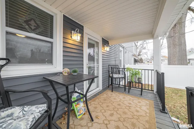 $220,000 | 730 Kenwood Avenue, Quincy, IL 62301