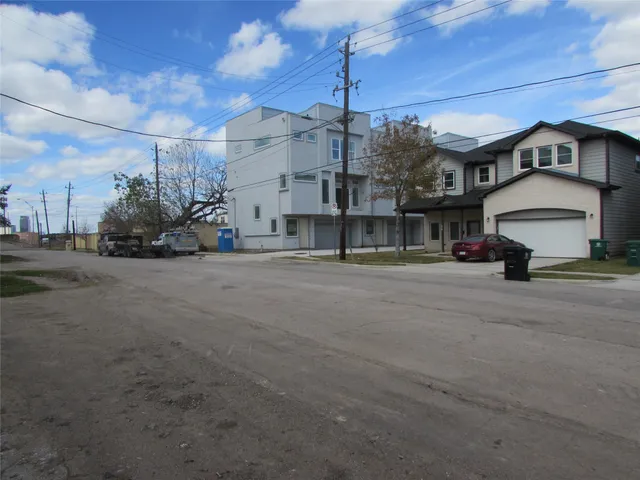 a car parked in front of a building