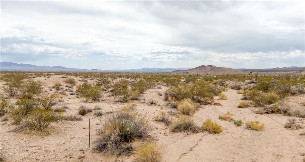 245-22-409c Akchin Road Yucca, AZ 86438 - Photo 4 of 7