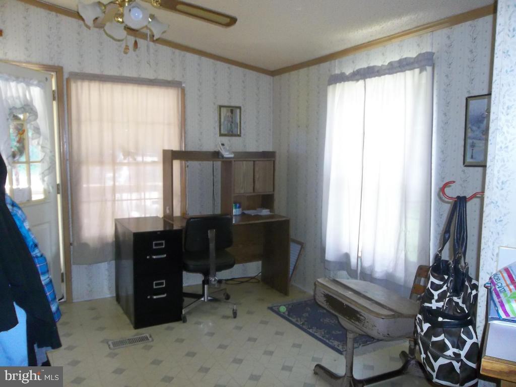 565 Cambridge Road Narvon, PA 17555 - Photo 7 of 15